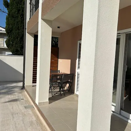 Holiday home Fili Insel Mit Privaten Pool Und Grosser Terrasse Murter