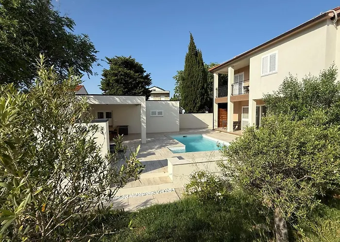 Vikendica Fili Insel Mit Privaten Pool Und Grosser Terrasse