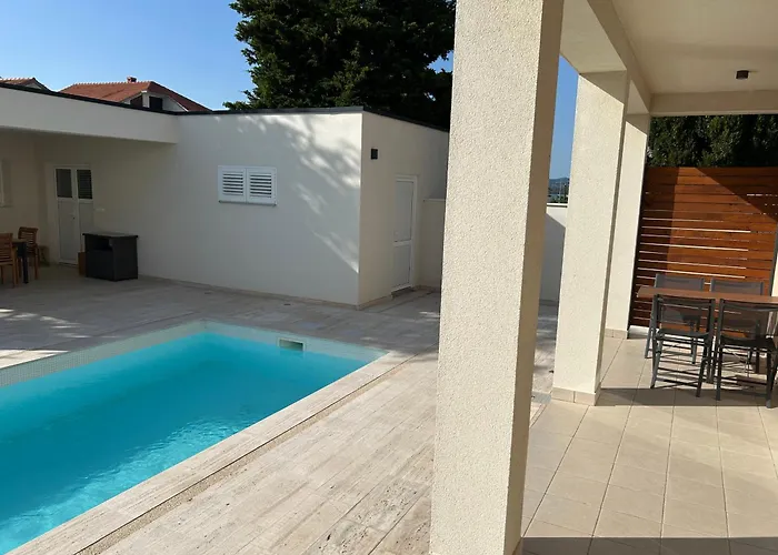 Vikendica Fili Insel Mit Privaten Pool Und Grosser Terrasse