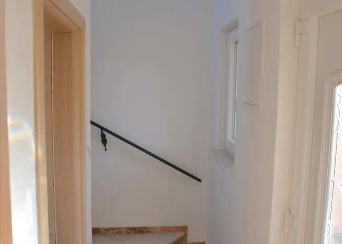 Fili Insel Mit Privaten Pool Und Grosser Terrasse