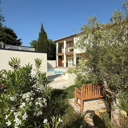 Fili Insel Mit Privaten Pool Und Grosser Terrasse