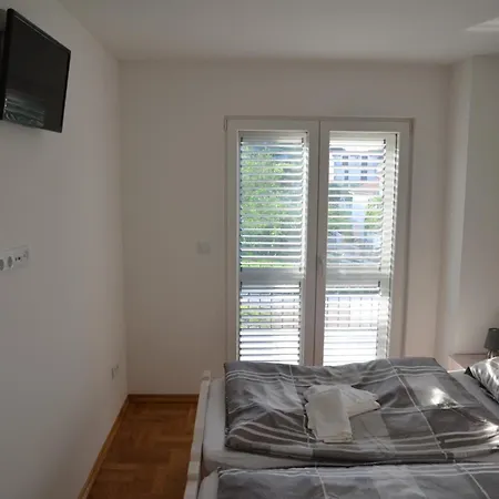 Tatil Evi Fili Insel Mit Privaten Pool Und Grosser Terrasse