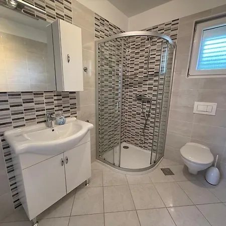 Tatil Evi Fili Insel Mit Privaten Pool Und Grosser Terrasse *